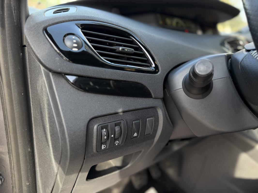 Renault Scenic III (J95) 1.5 dCi 110ch Bose 2015 EDC