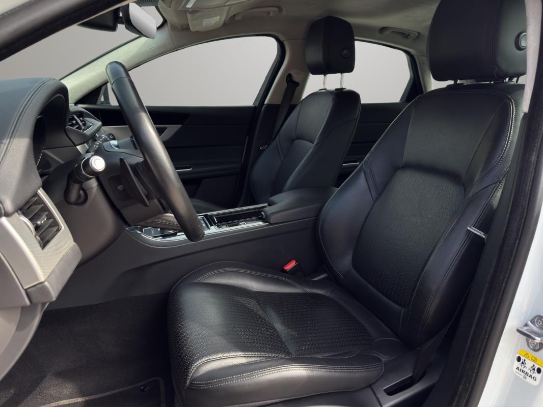 Jaguar Xf 2.0 D - 180 ch BVA Prestige