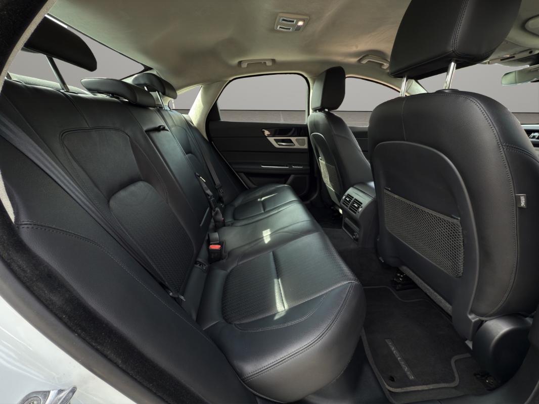 Jaguar Xf 2.0 D - 180 ch BVA Prestige