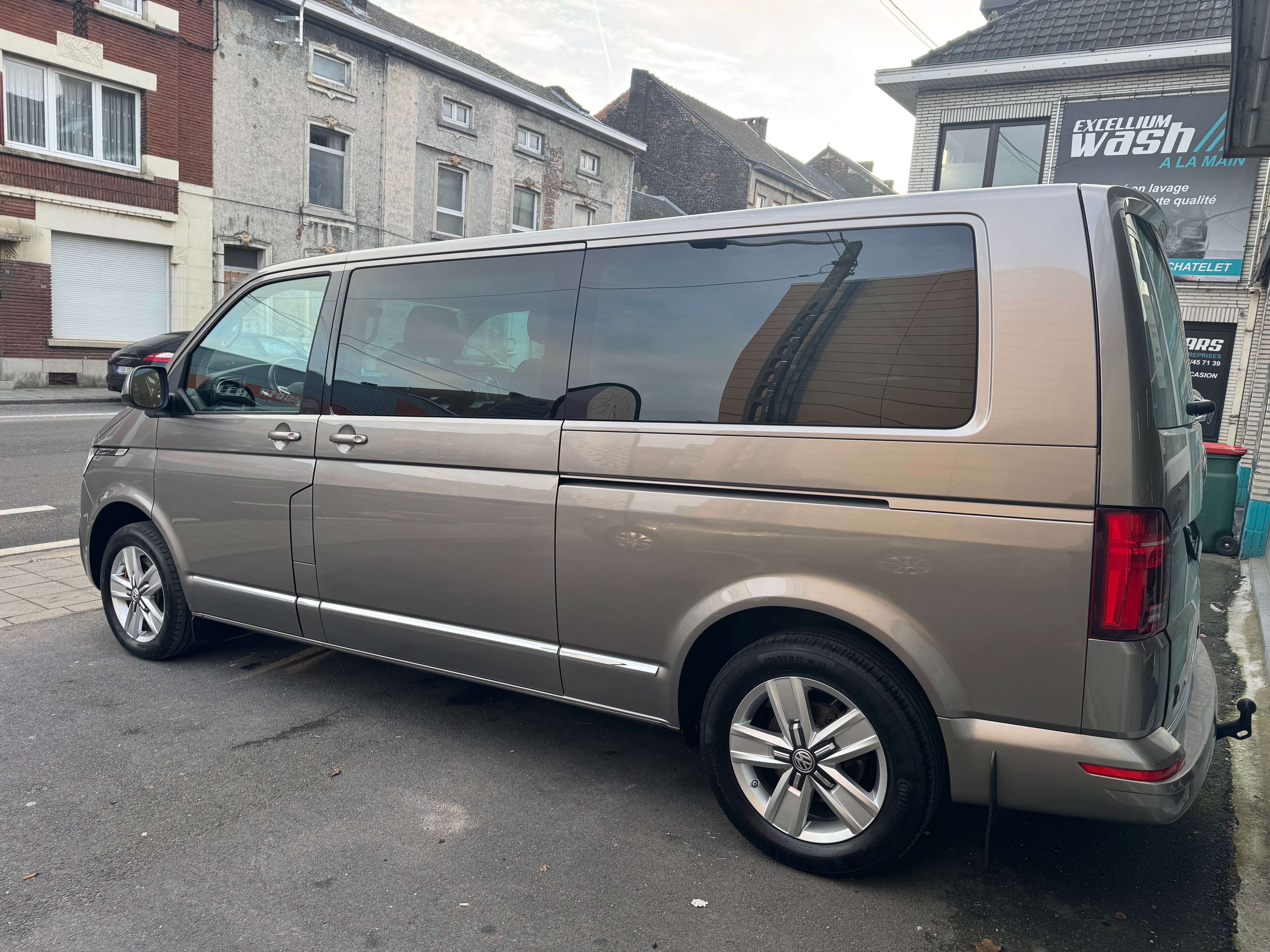 Volkswagen T6.1 Caravelle 2.0 TDi DSG Double Cabine 5place Gps Led Full Opt