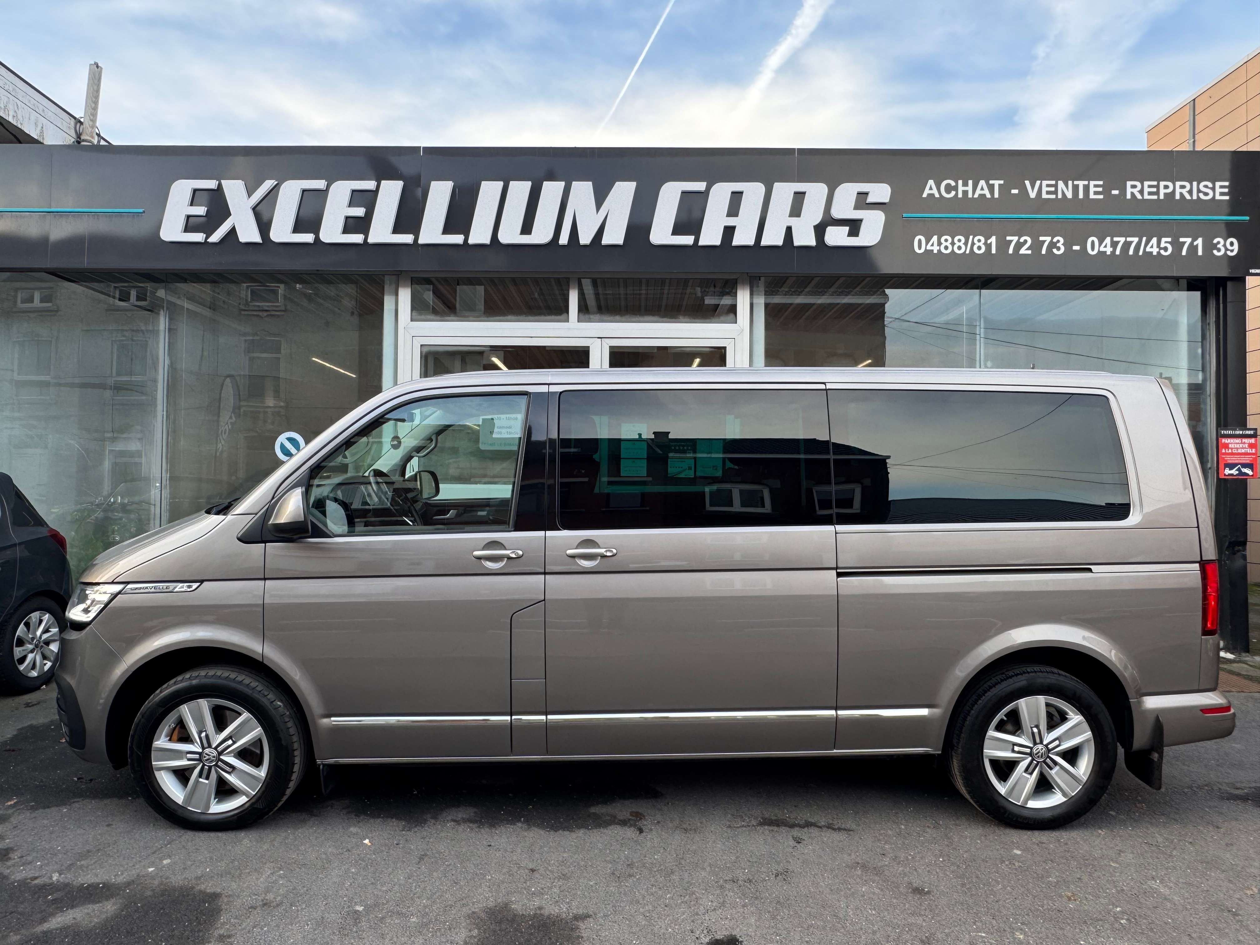 Volkswagen T6.1 Caravelle 2.0 TDi DSG Double Cabine 5place Gps Led Full Opt