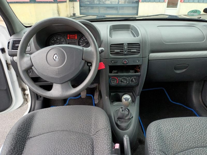 Renault CLIO II CAMPUS 1.2 16V 75CH AUTHENTIQUE ECO² 3P