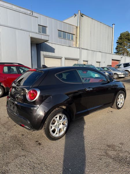 Alfa Romeo Mito Accidenté
