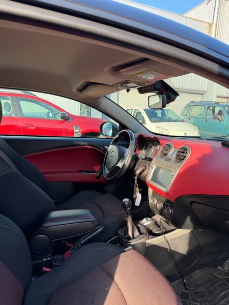 Alfa Romeo Mito Accidenté