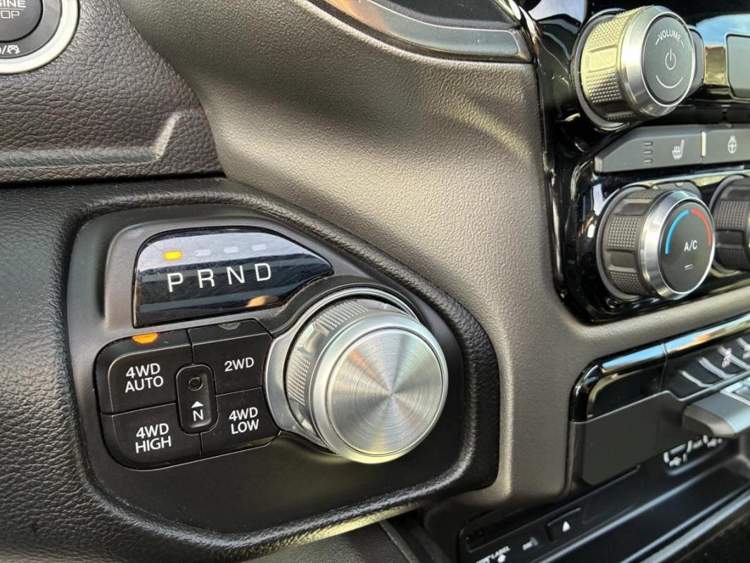 Dodge Ram 1500 5.7 V8 HEMI SPORT BVA / TOIT OUVRANT // VEHICULE FRANCAIS GARANTIE