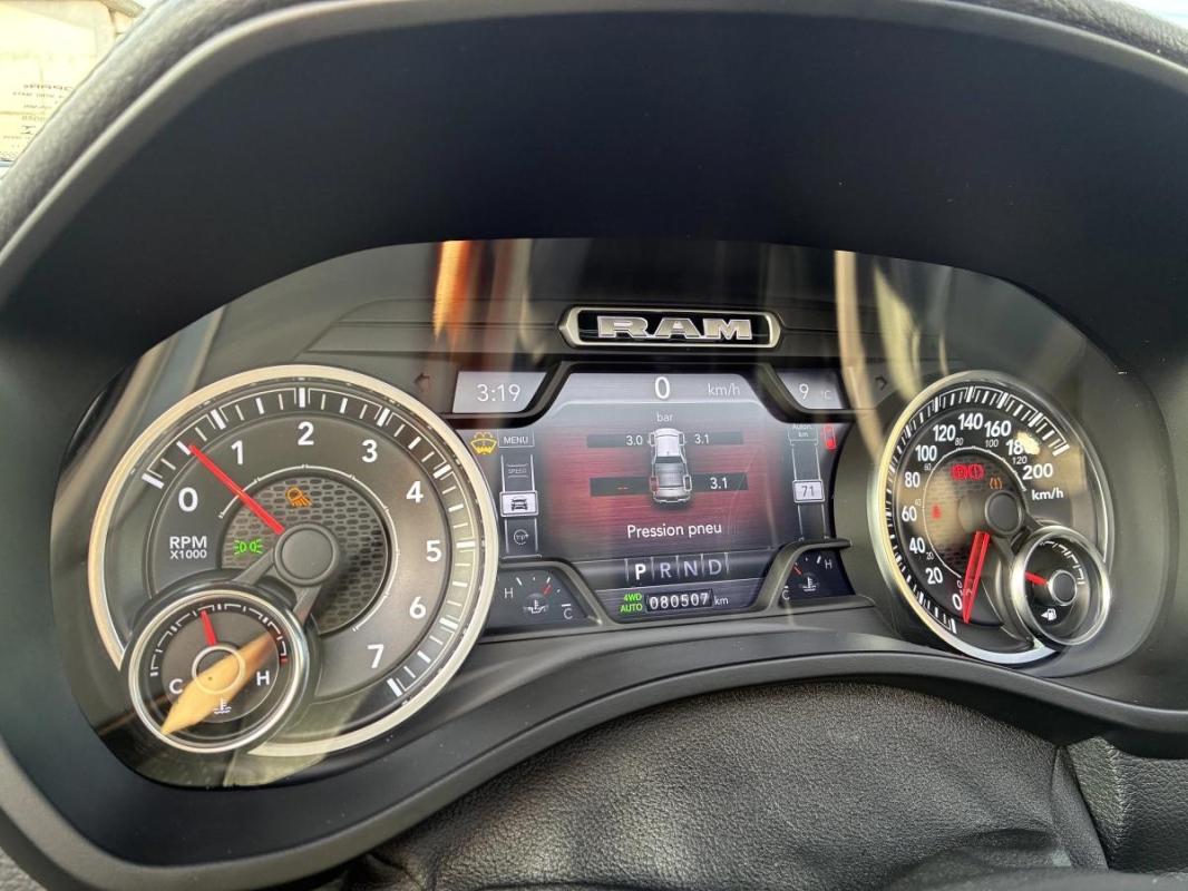 Dodge Ram 1500 5.7 V8 HEMI SPORT BVA / TOIT OUVRANT // VEHICULE FRANCAIS GARANTIE