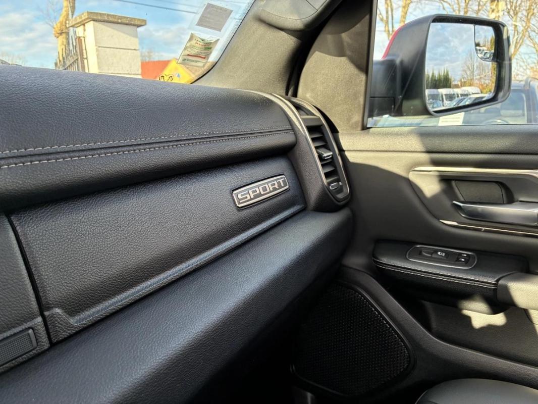 Dodge Ram 1500 5.7 V8 HEMI SPORT BVA / TOIT OUVRANT // VEHICULE FRANCAIS GARANTIE