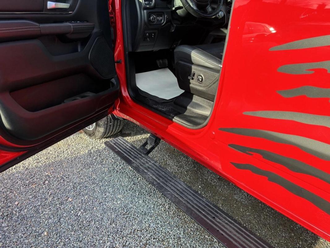 Dodge Ram 1500 5.7 V8 HEMI SPORT BVA / TOIT OUVRANT // VEHICULE FRANCAIS GARANTIE
