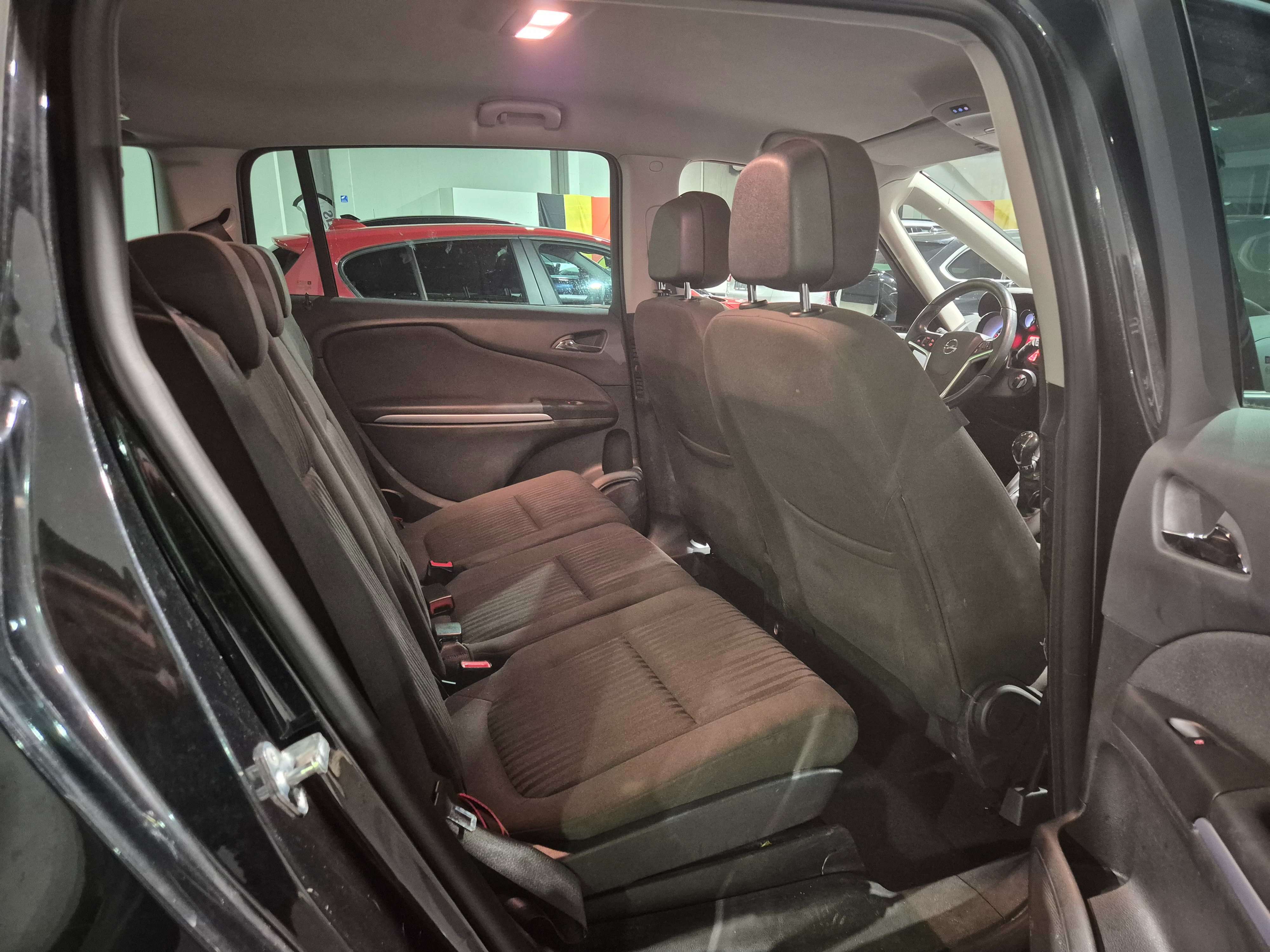 Opel Zafira Zafira 1.8 Family Plus 7 Place