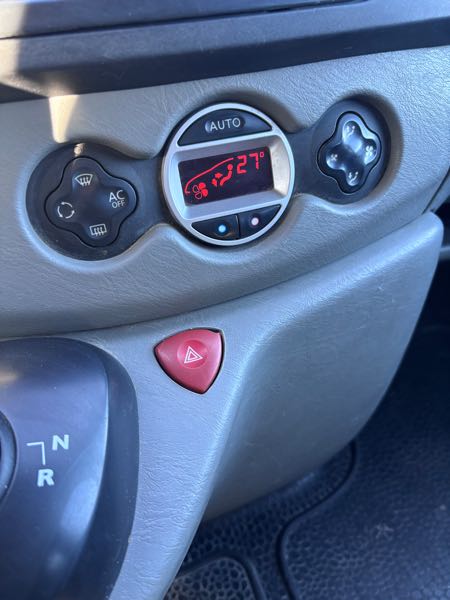 Renault Trafic FOURGON GRAND CONFORT L1H1 1000KG 2.5 DCI 150 BVR FAP