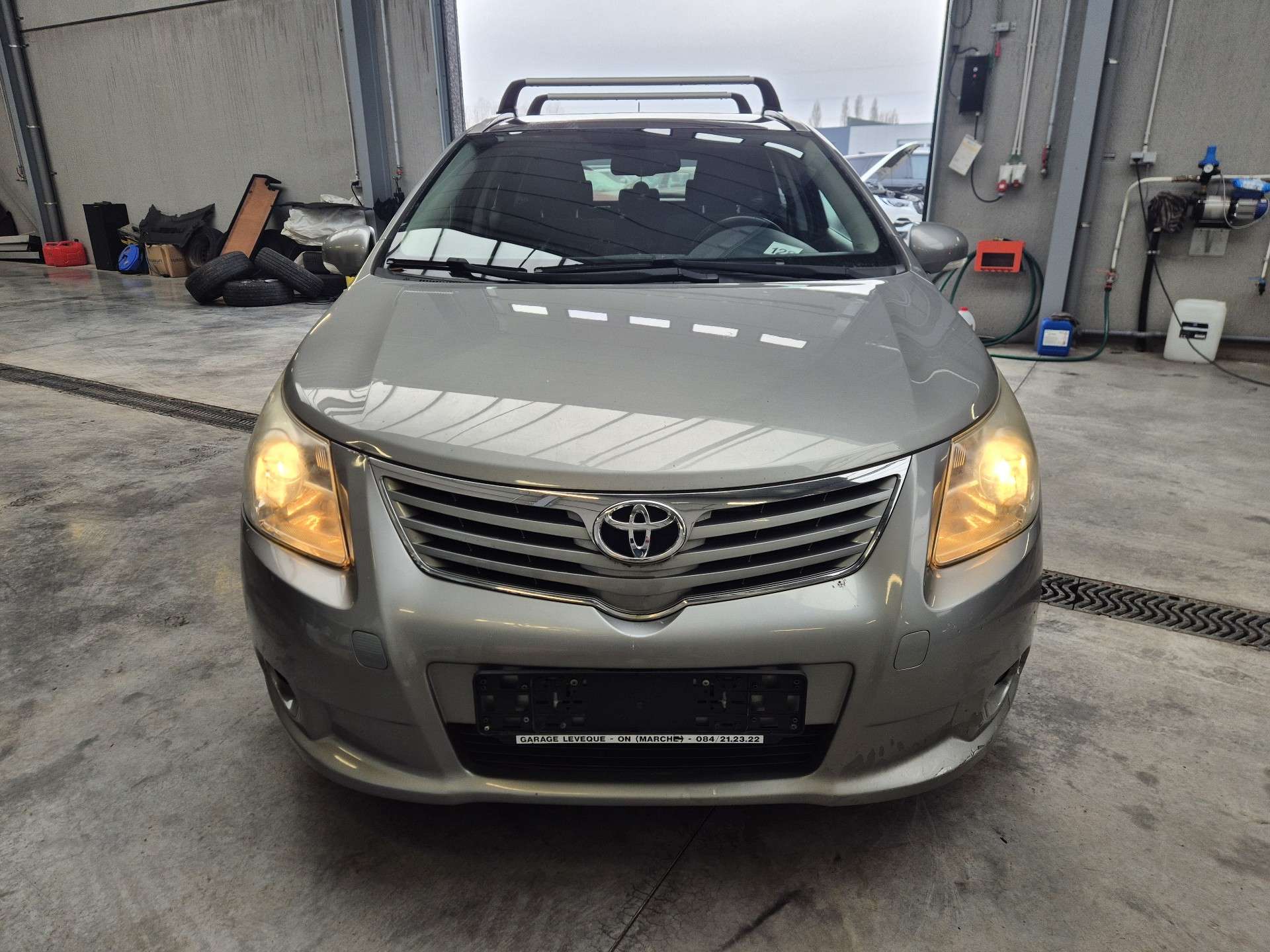 Toyota Avensis 2.0 D-4D Sol //MARCHAND OU EXPORT//