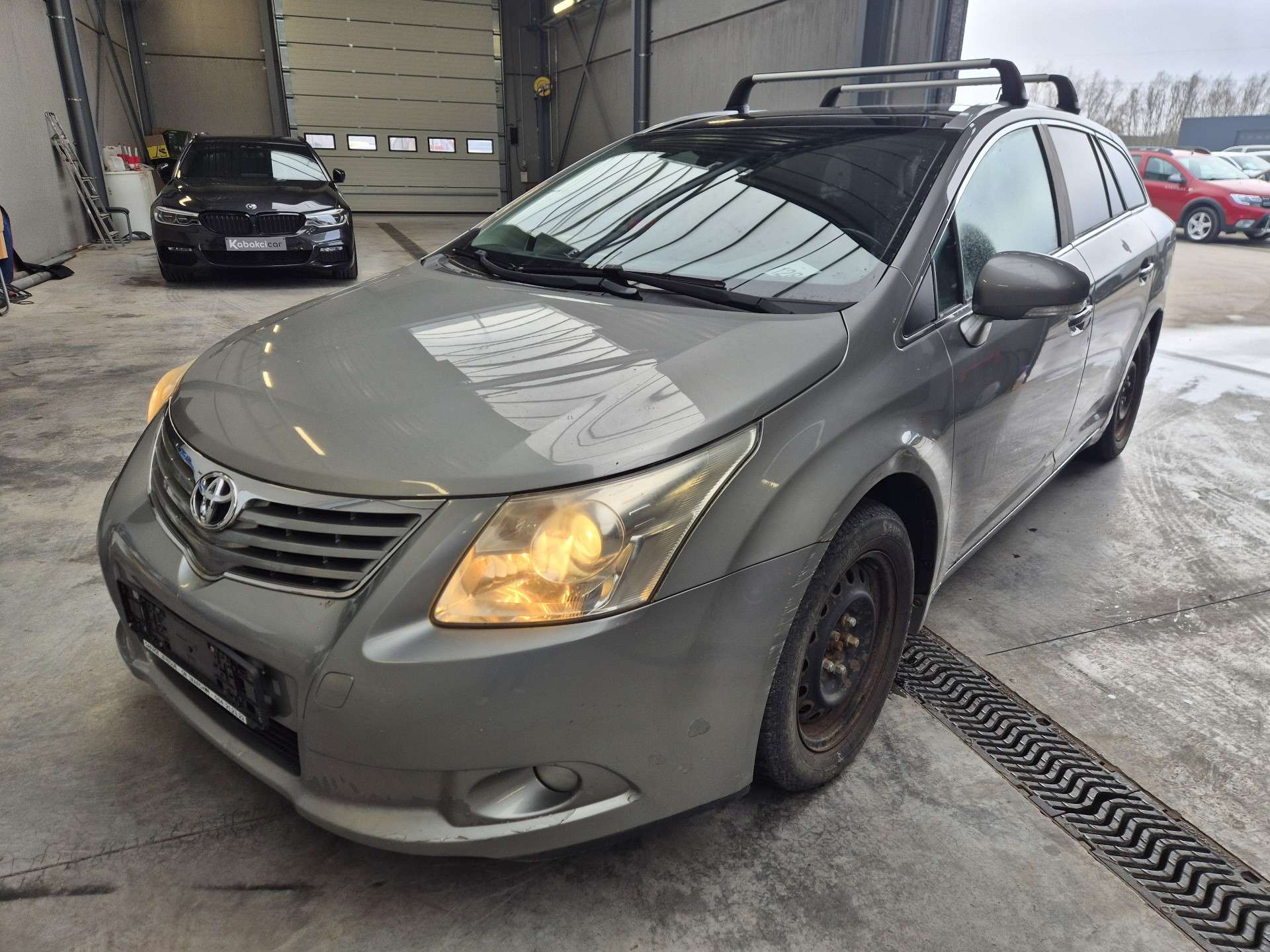 Toyota Avensis 2.0 D-4D Sol //MARCHAND OU EXPORT//