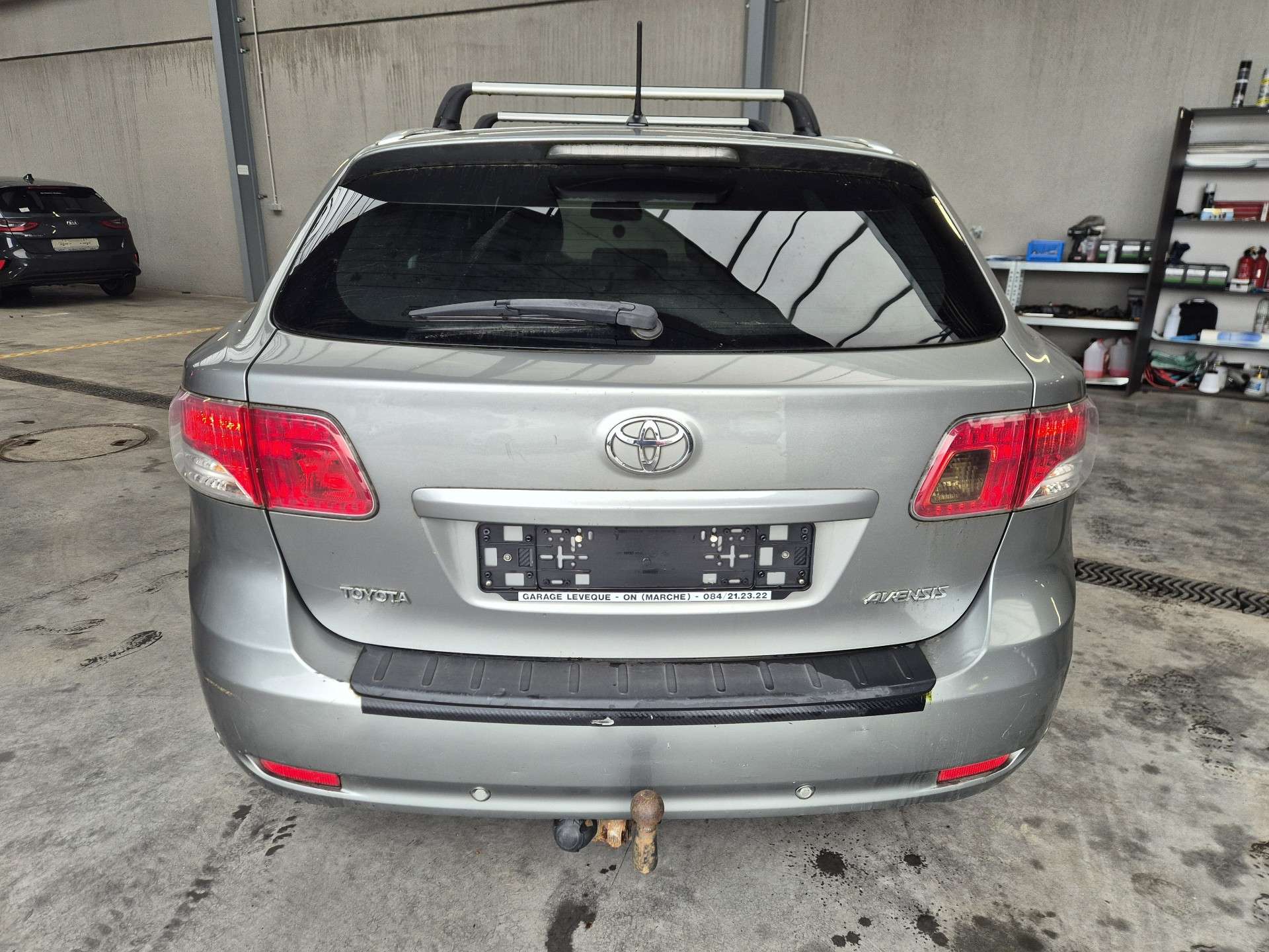 Toyota Avensis 2.0 D-4D Sol //MARCHAND OU EXPORT//
