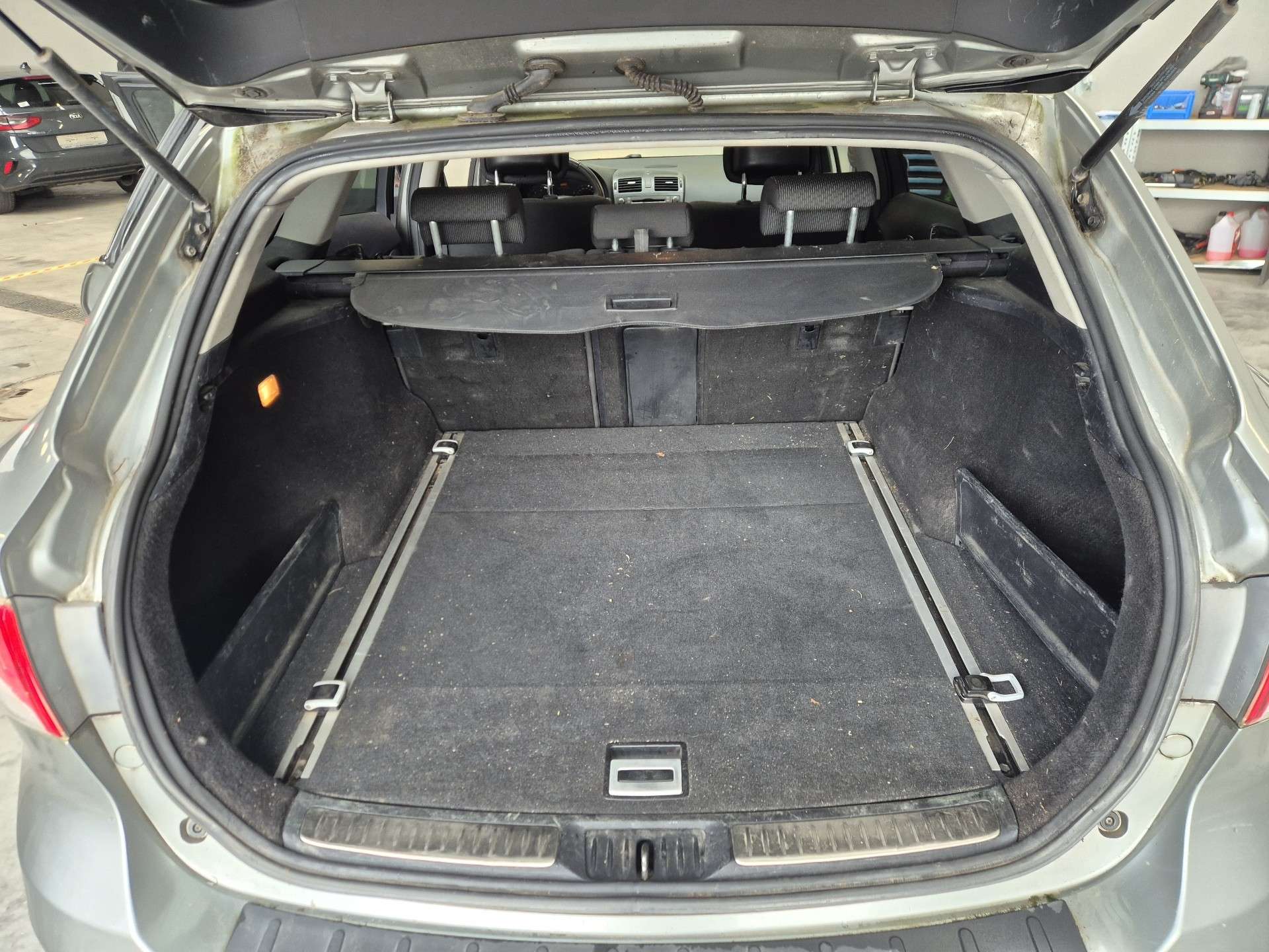Toyota Avensis 2.0 D-4D Sol //MARCHAND OU EXPORT//