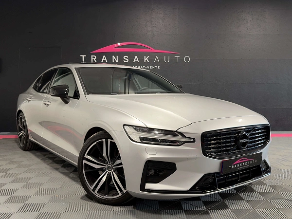 Volvo S60 2.0 B3 MHEV R-Design Geartronic — Toit ouvrant — H&K — Cuir — CarPlay