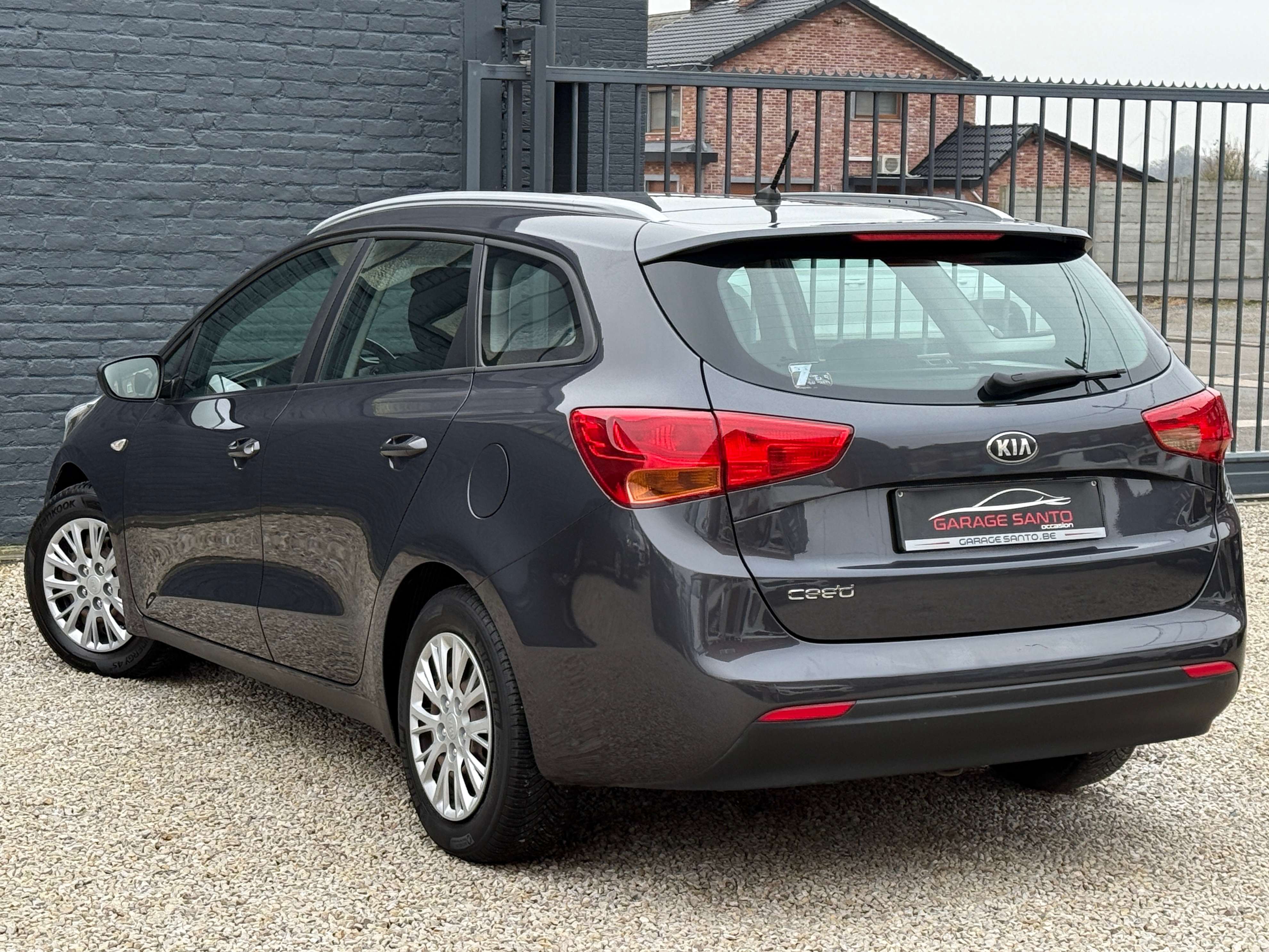 Kia Ceed SW / cee'd SW Cee'd SW 1.4i Easy A.c Euro 5b /// /// /// ///