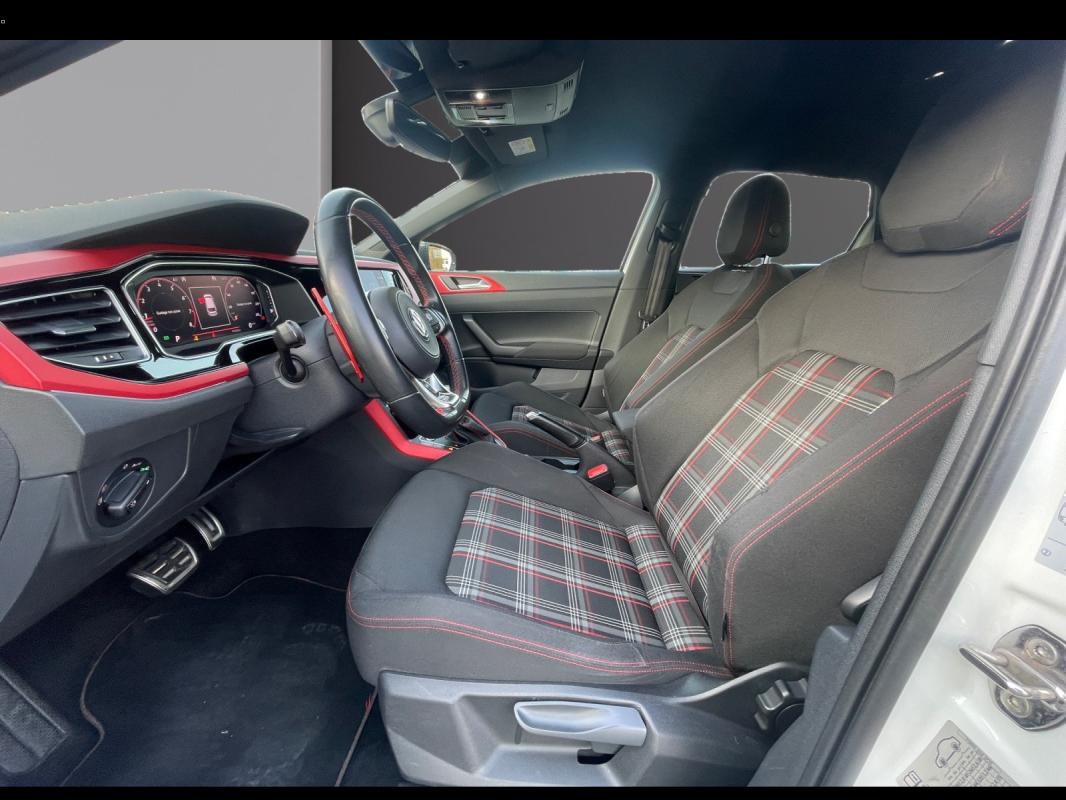 Volkswagen Polo 2.0 TSI 200 SS DSG6 GTI