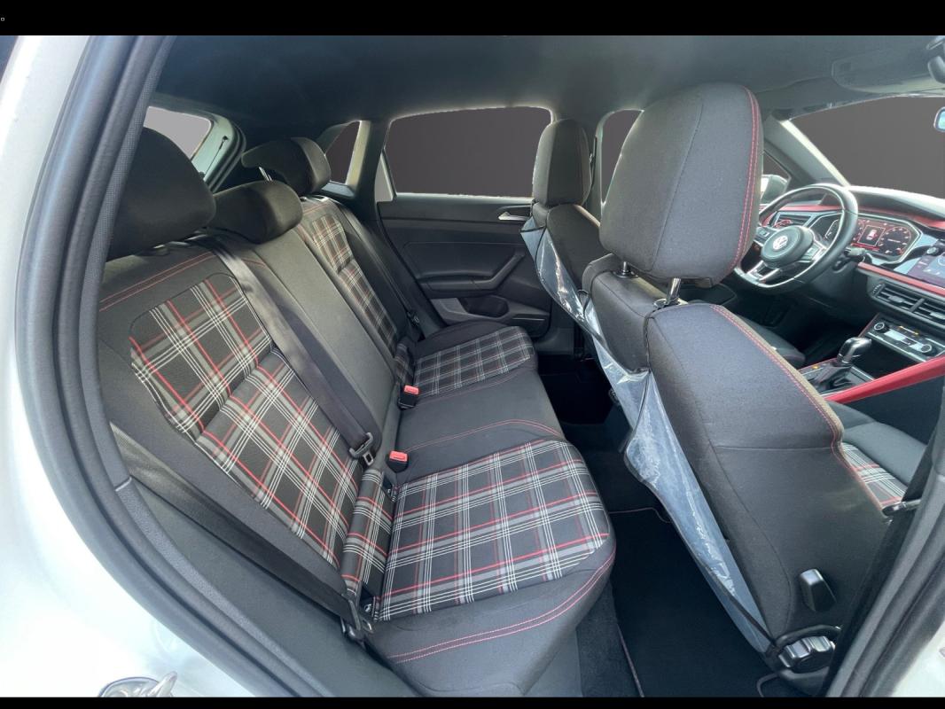 Volkswagen Polo 2.0 TSI 200 SS DSG6 GTI