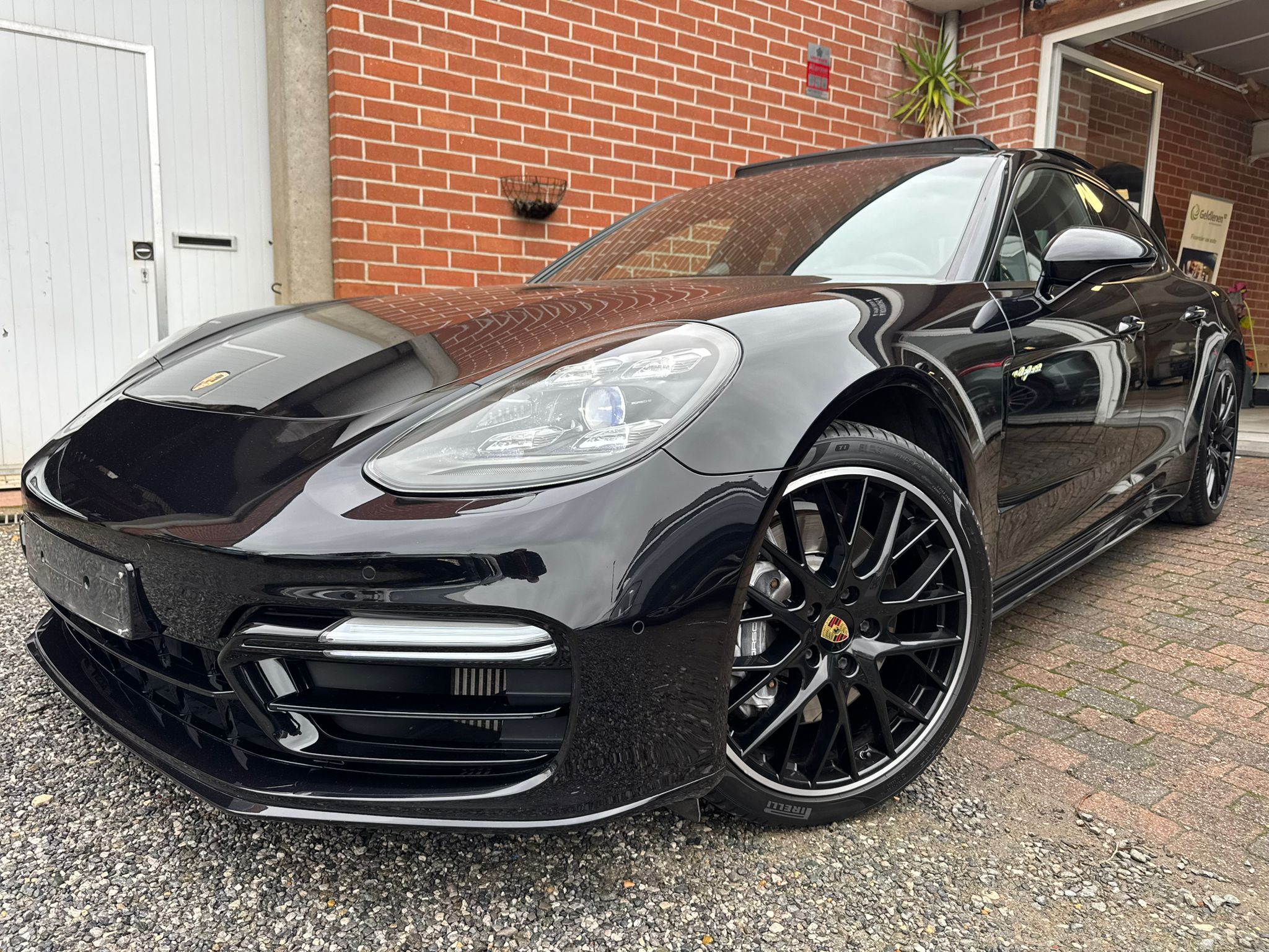 Porsche Panamera 4 Hybride