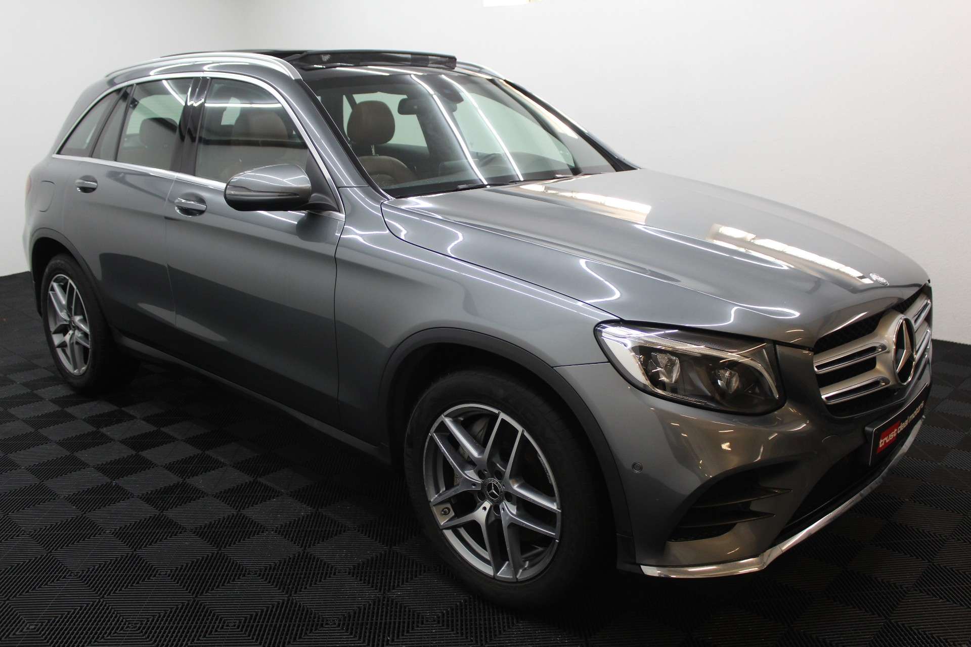 Mercedes-Benz GLC 250 GLC 250 4-Matic * AMG * PANO * GARANTIE *