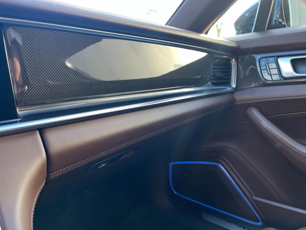 Porsche Panamera 4 V6 462ch E-Hybrid Edition 10 ans | Ent. exclusifs en Centre Porsche Française