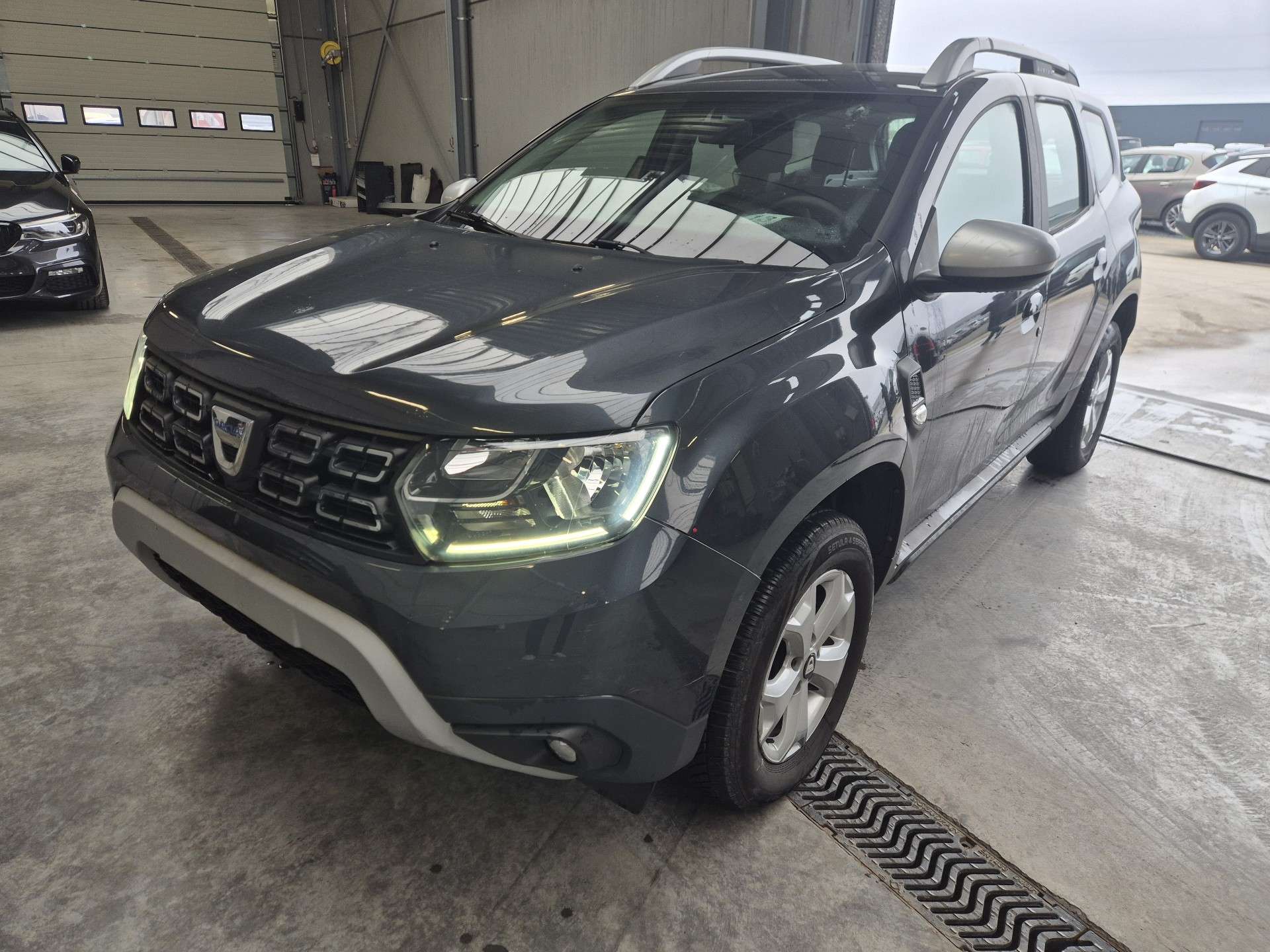Dacia Duster 1.0 TCe Access GPF // MARCHAND OU EXPORT