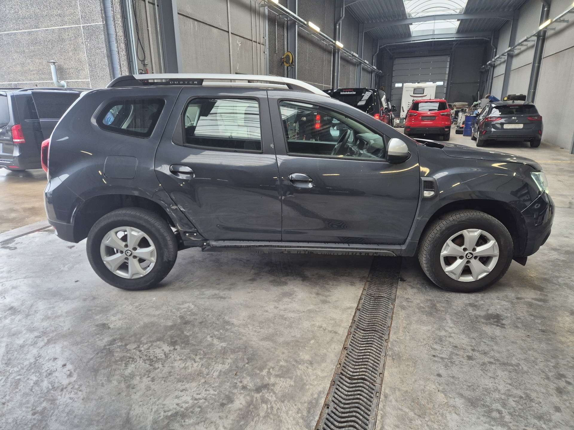 Dacia Duster 1.0 TCe Access GPF // MARCHAND OU EXPORT