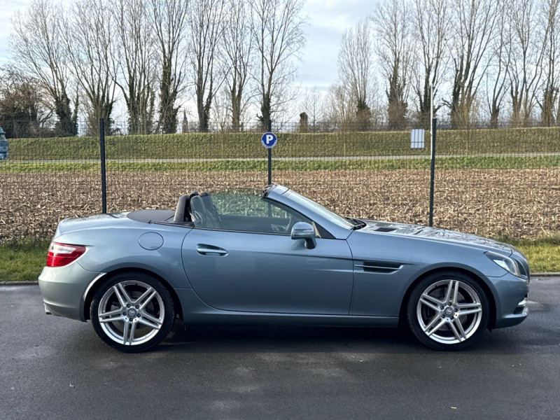 Mercedes-Benz CLASSE SLK 200 * PACK AMG * 87.000KM * 2016 * CUIR * GPS * SIEGES CHAUFF * LED