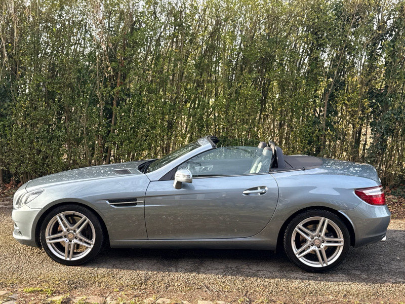 Mercedes-Benz CLASSE SLK 200 * PACK AMG * 87.000KM * 2016 * CUIR * GPS * SIEGES CHAUFF * LED