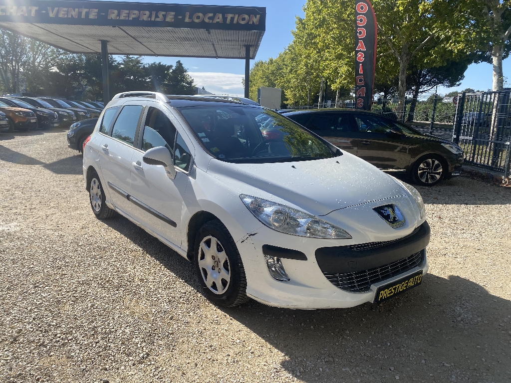 Peugeot 308 1.6 HDi 110ch BLUE LION Confort