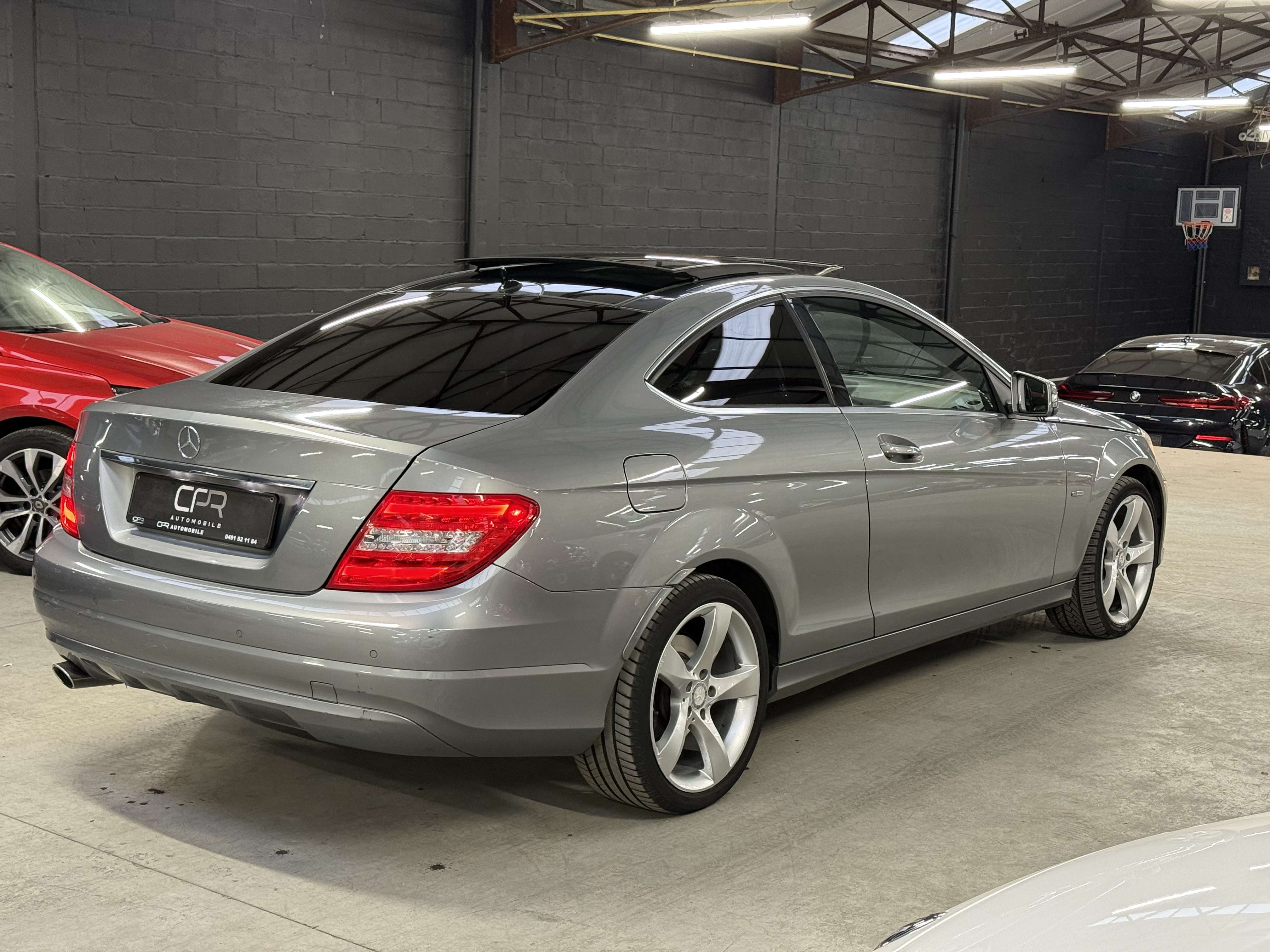 Mercedes-Benz C 220 CDI * TVA * 1ER PROP * TOIT PANO * SIEGE CH * CUIR