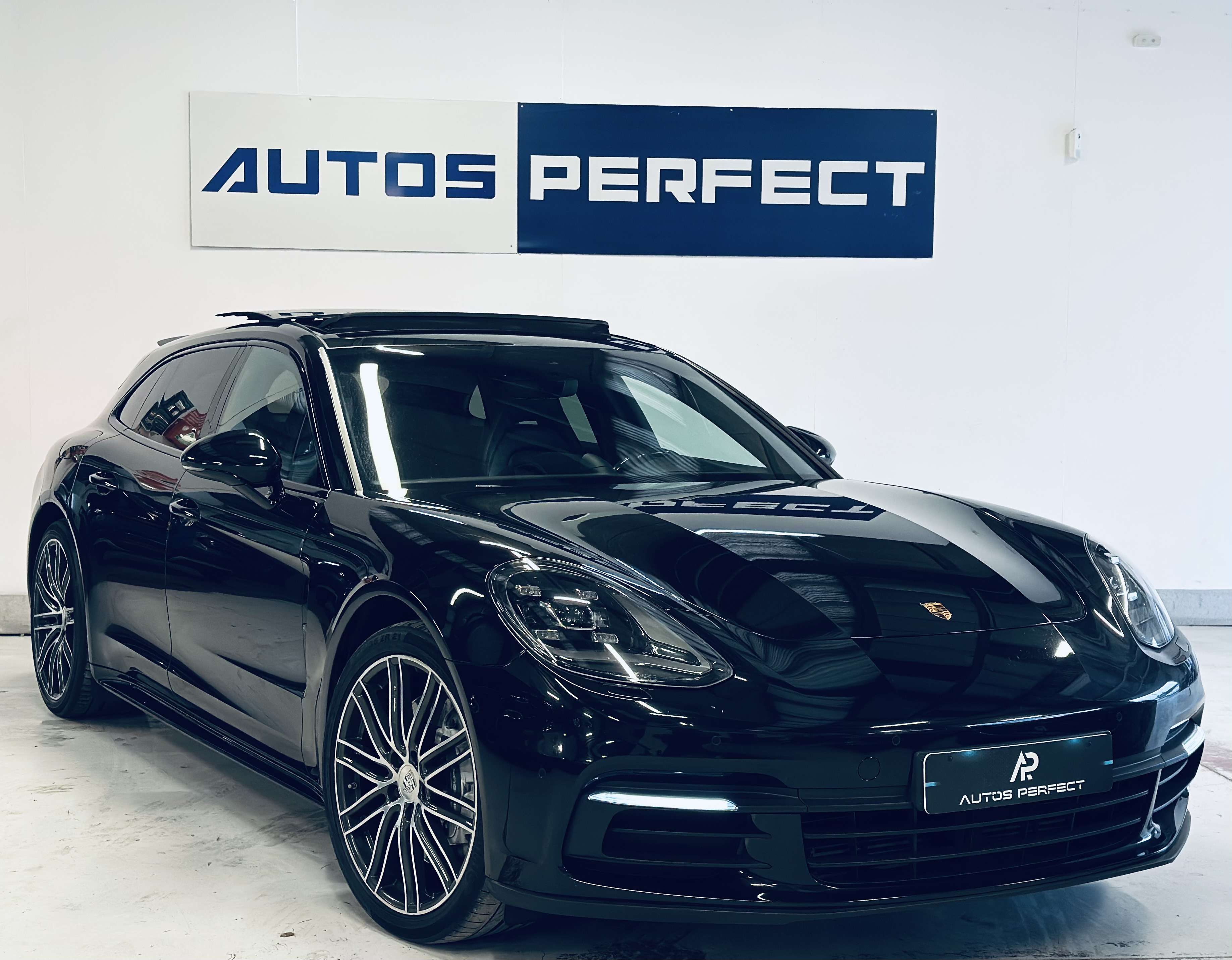 Porsche Panamera SPORT 3.0 V6 BOITE AUTO CAMERA TOIT PANO OUVR PDC