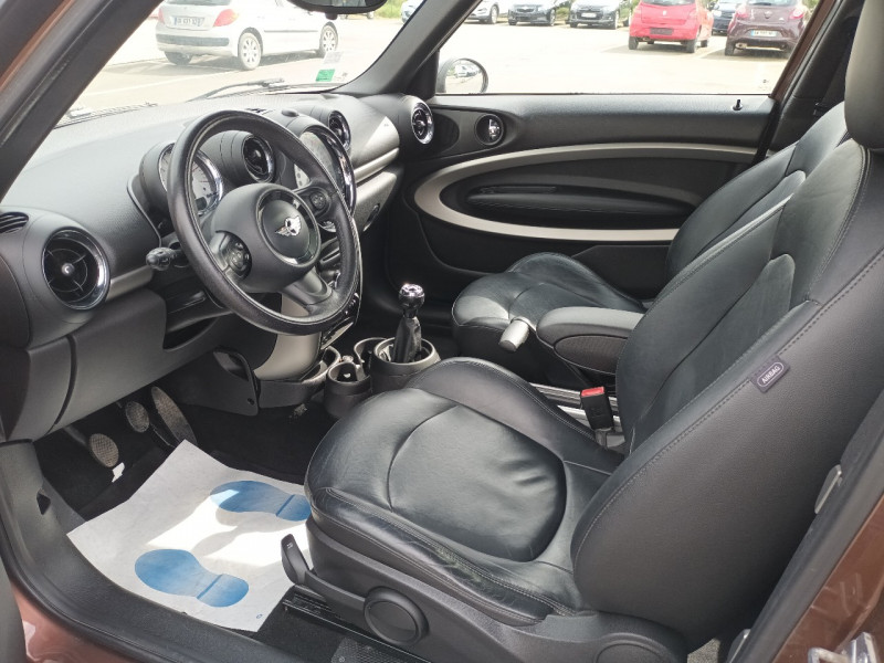 Mini PACEMAN COOPER D 112CH