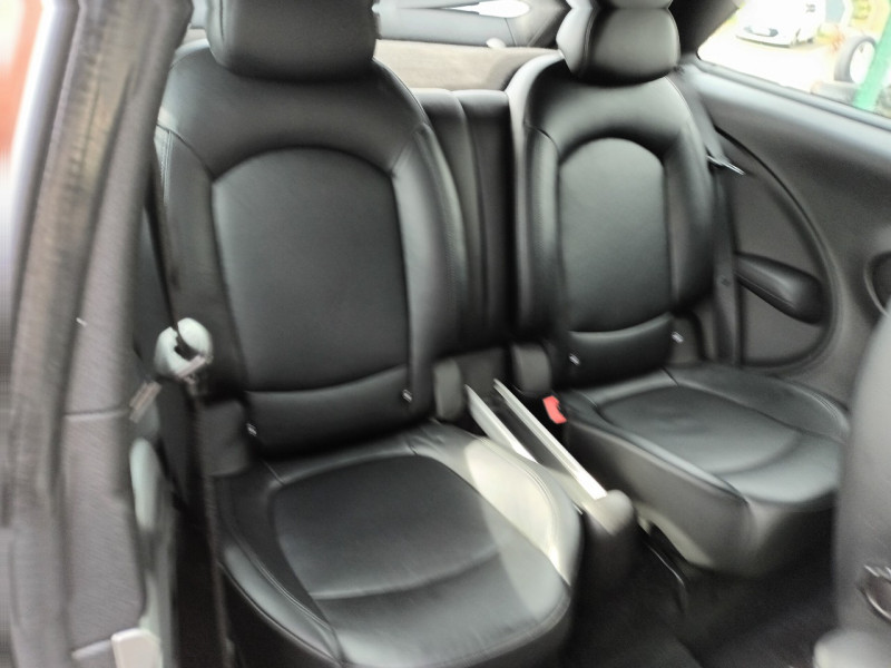Mini PACEMAN COOPER D 112CH