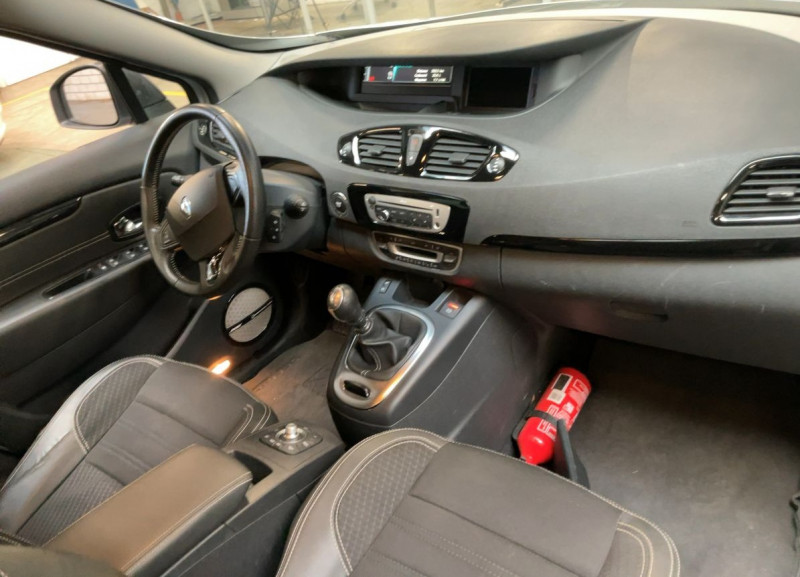 Renault GRAND SCENIC III 1.6 DCI 130CH ENERGY BOSE ECO² 7 PLACES