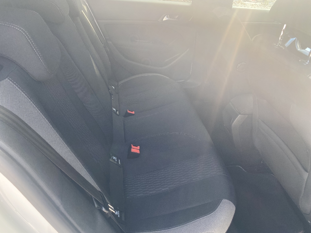 Peugeot 308 1.6 BlueHDi 120ch EAT6 STYLE