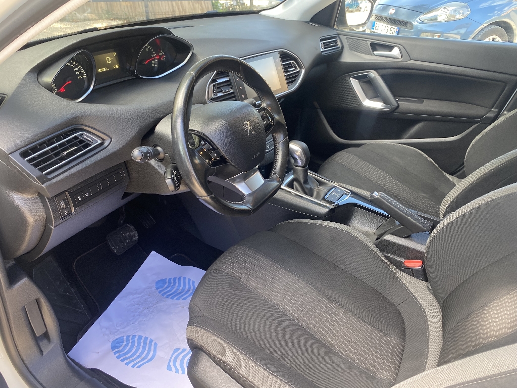 Peugeot 308 1.6 BlueHDi 120ch EAT6 STYLE