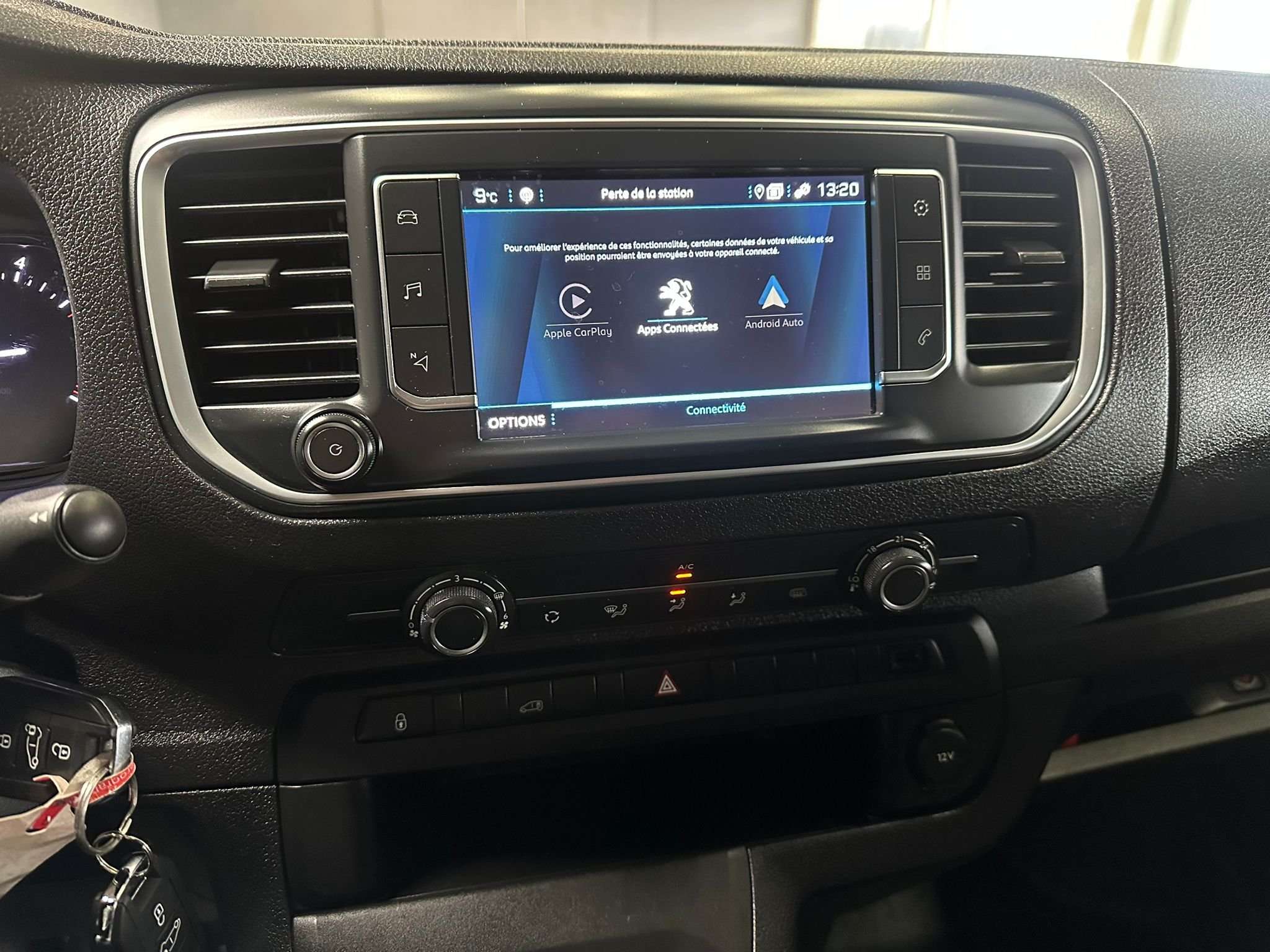 Peugeot Expert 2.0 L BlueHDi 145 L2