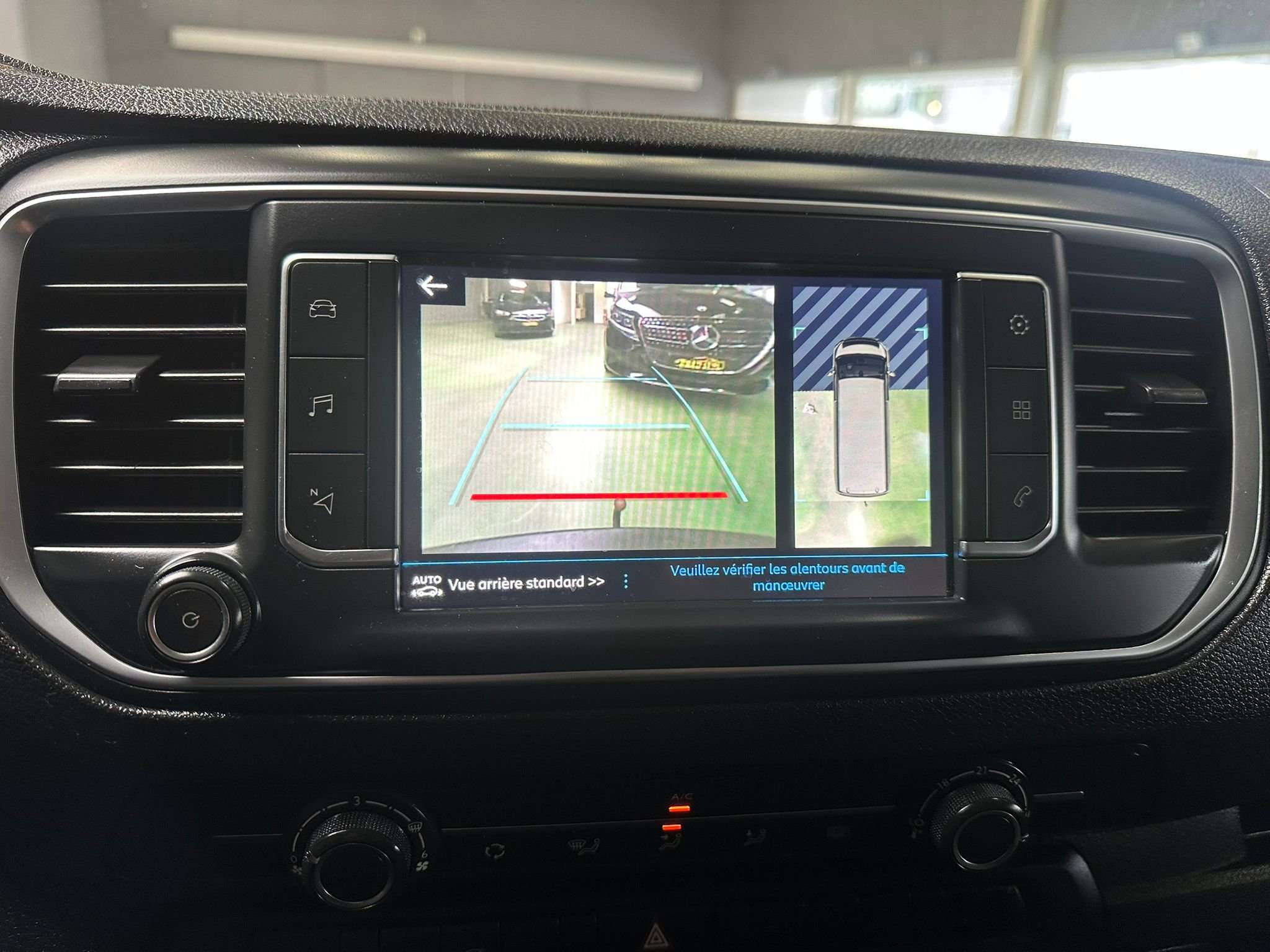 Peugeot Expert 2.0 L BlueHDi 145 L2