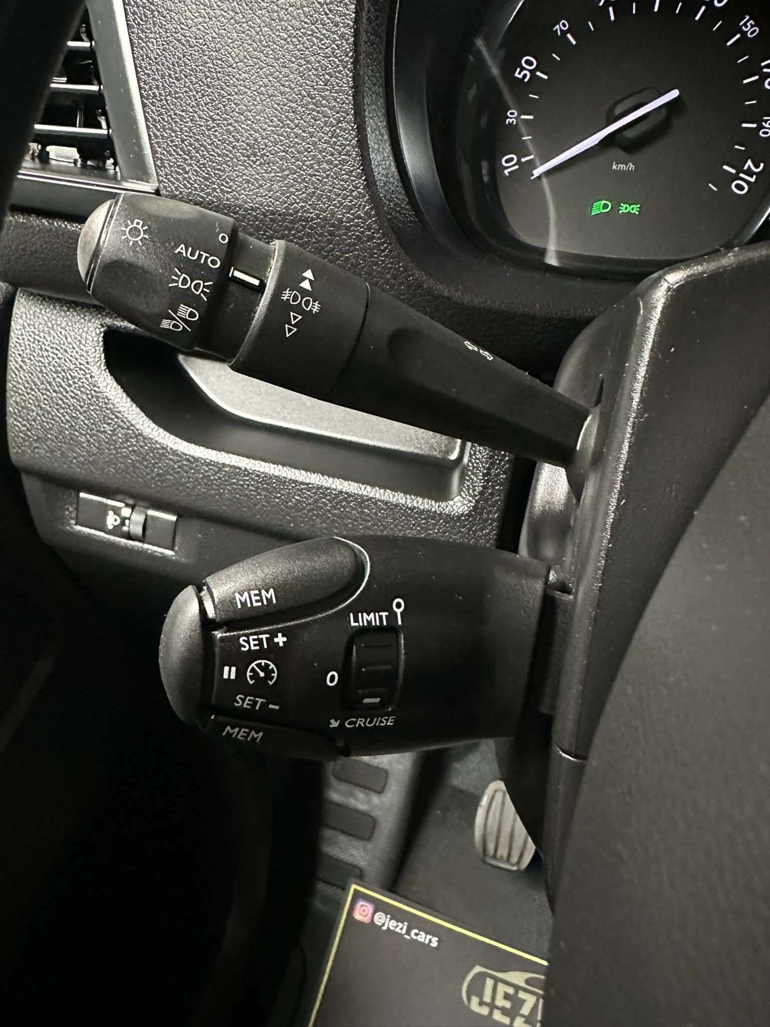 Peugeot Expert 2.0 L BlueHDi 145 L2
