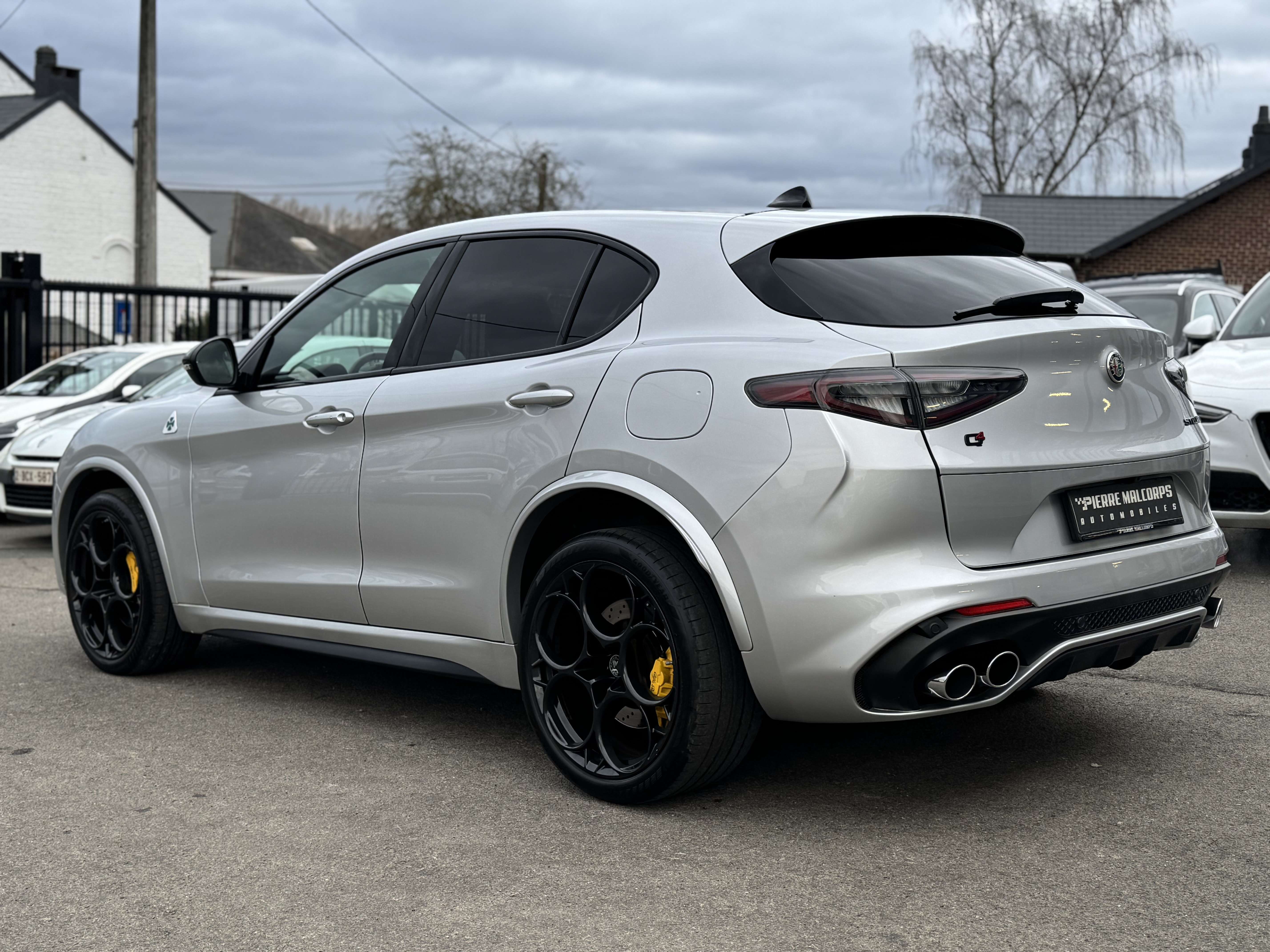 Alfa Romeo Stelvio 2.9 T Q4 Quadrifoglio /CARBON /CARPLAY /PANO / ACC