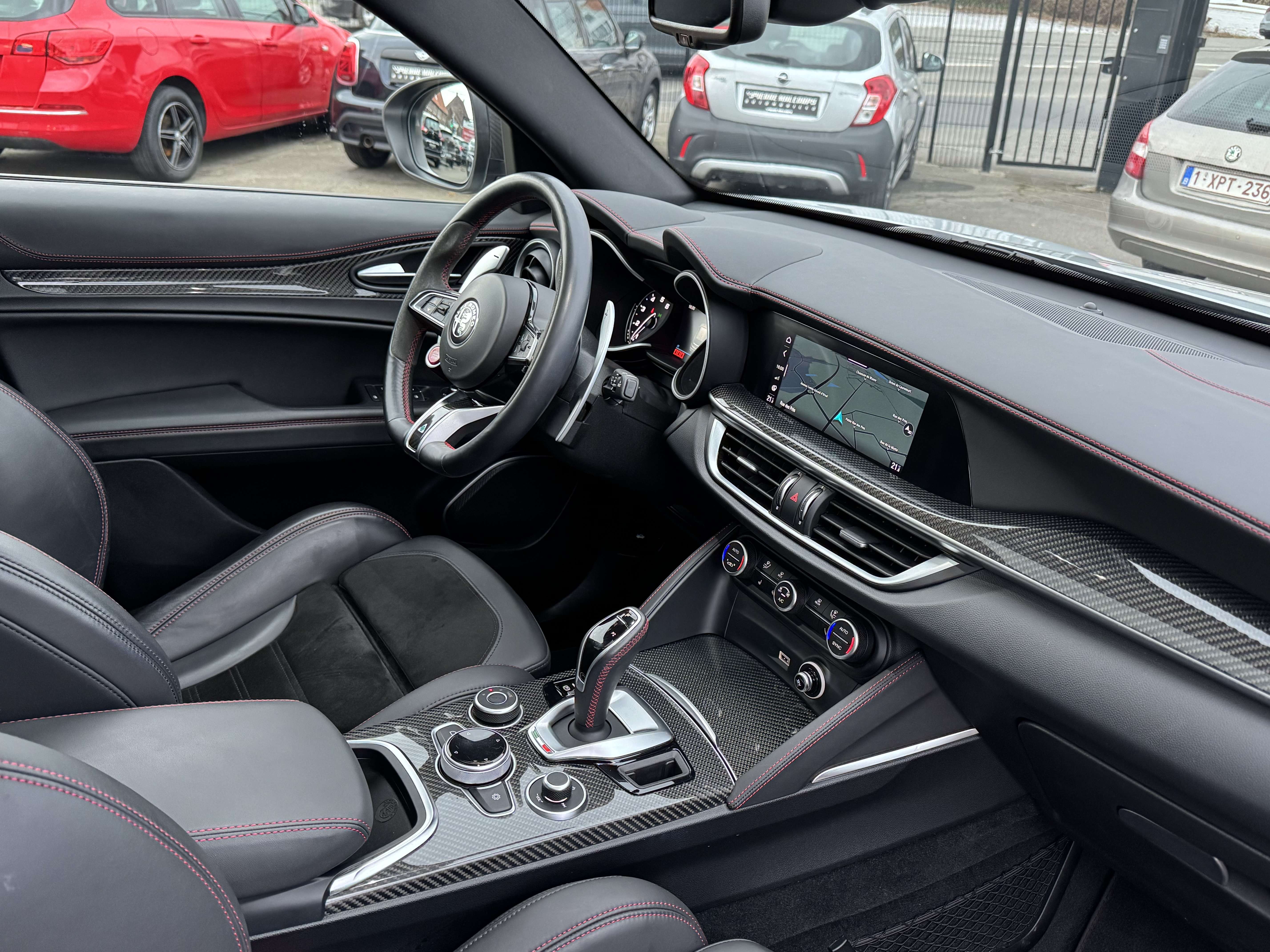 Alfa Romeo Stelvio 2.9 T Q4 Quadrifoglio /CARBON /CARPLAY /PANO / ACC