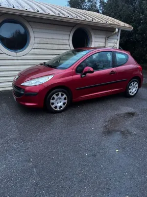 Peugeot 207 1.4 HDI 70 STYLE BLUE LION 3P