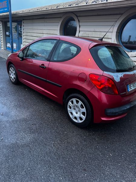 Peugeot 207 1.4 HDI 70 STYLE BLUE LION 3P