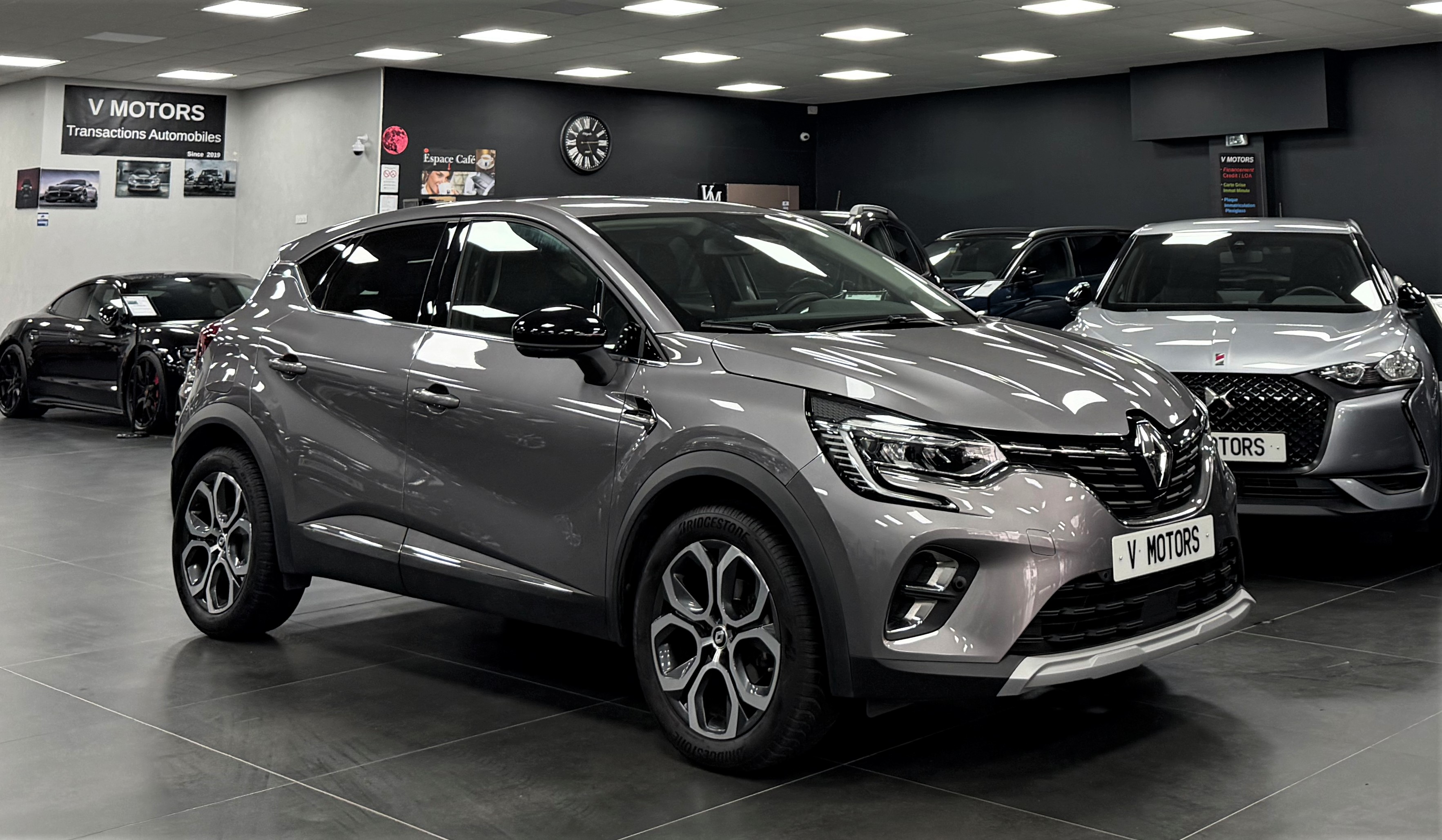 Renault Captur II TCE 90 Techno Design' Exclusive NEW 1er Main