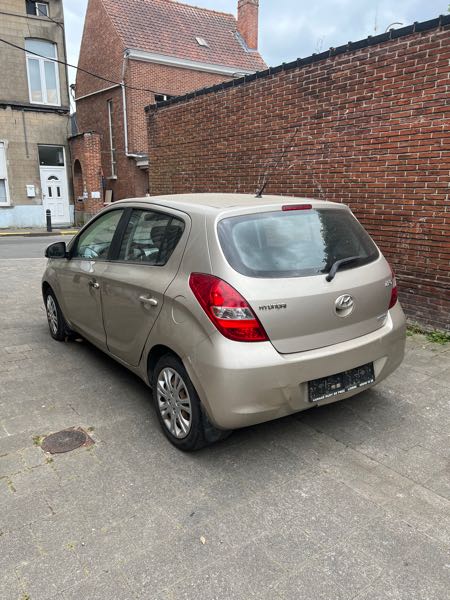 Hyundai I20 1.4 CRDI 75 PACK CLIM ESP 5P