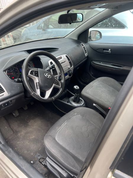Hyundai I20 1.4 CRDI 75 PACK CLIM ESP 5P
