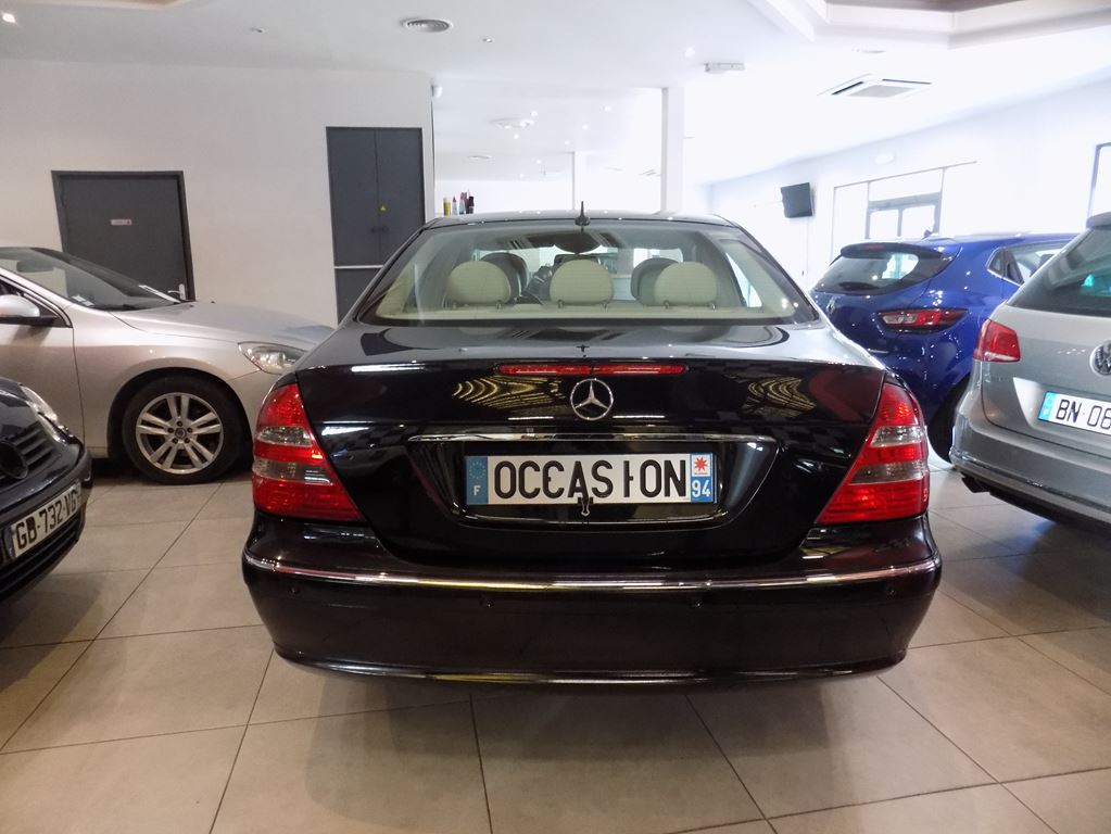 Mercedes-Benz Classe E 200 CDI ELEGANCE BA5