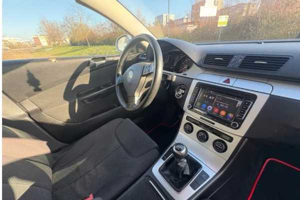 Volkswagen Passat VI 2.0 TDI 110 CR FAP CARAT