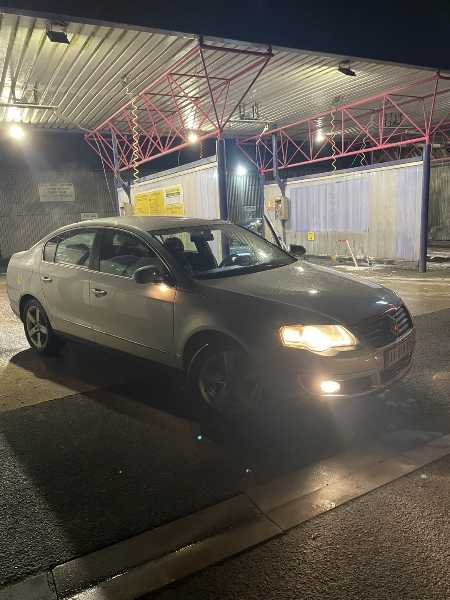 Volkswagen Passat VI 2.0 TDI 110 CR FAP CARAT